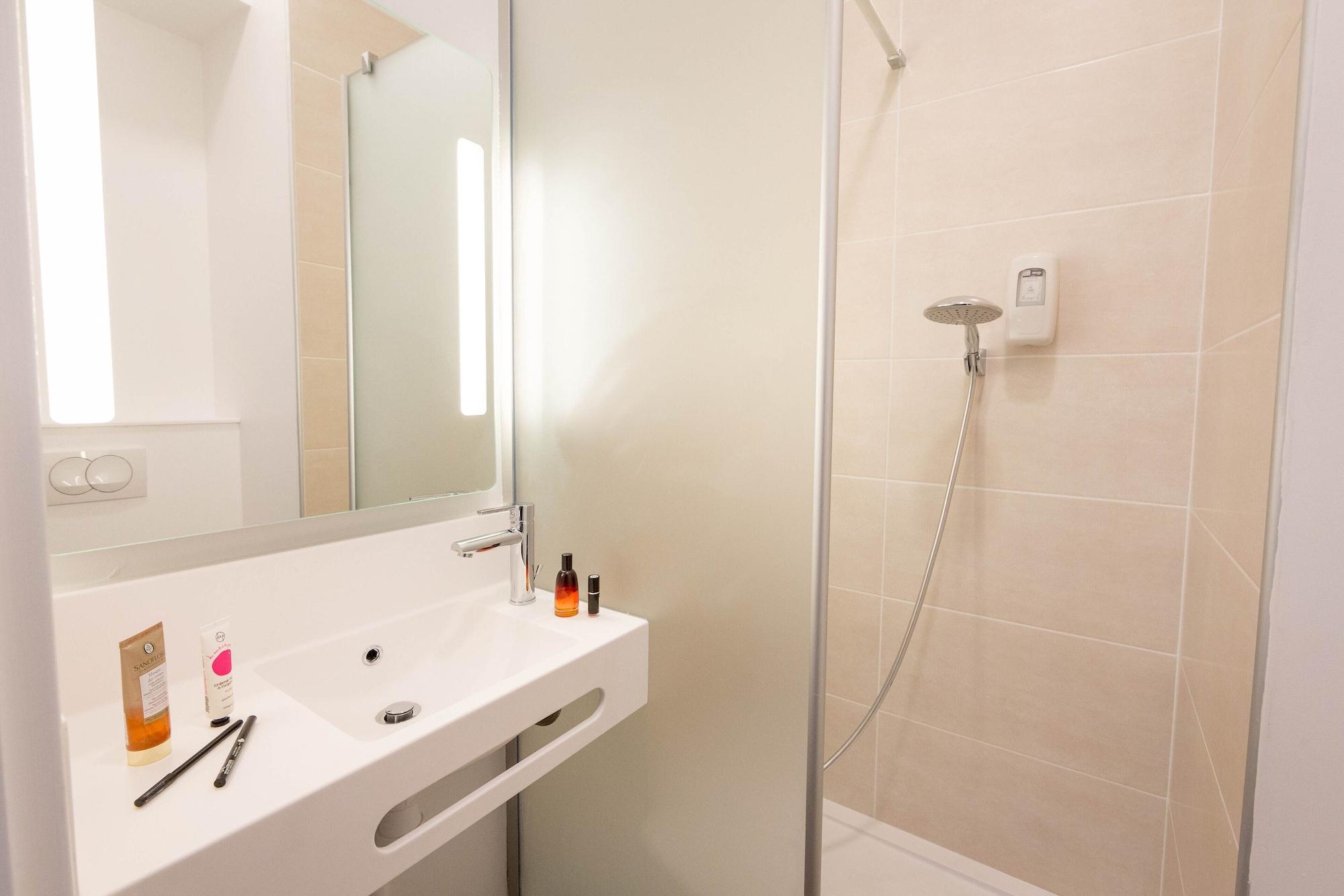 B&B Hotel Sainte-Maxime Golfe De Saint Tropez Екстериор снимка